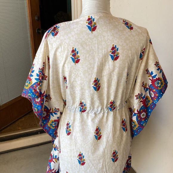 Drawstring
waist coverup one size fits most - Picture 6 of 6